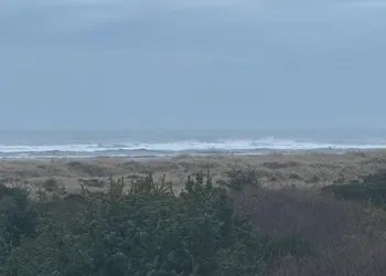 OceanShores Inn hotel thumbnail 6