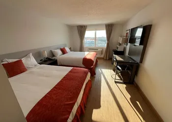 The Lodge Inn hotel thumbnail 4