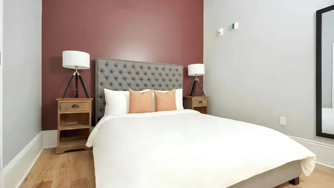 3 Units Steps to Bourbon St & the French Quarter The Harlequin by Avantstay hotel detail image 2