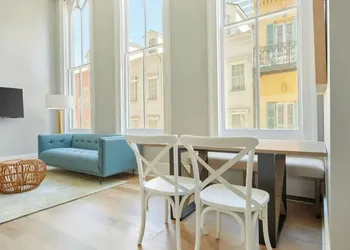 3 Units Steps to Bourbon St & the French Quarter The Harlequin by Avantstay hotel thumbnail 4