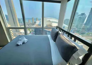 Sky Suites at Front hotel thumbnail 7