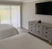 Spacious Family Retreat Port Charlotte hotel detail image 4