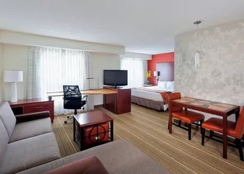 Yellow City Studios hotel thumbnail 2