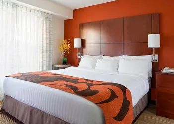 Yellow City Studios hotel thumbnail 3