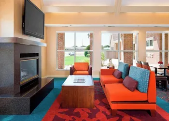 Yellow City Studios hotel thumbnail 4