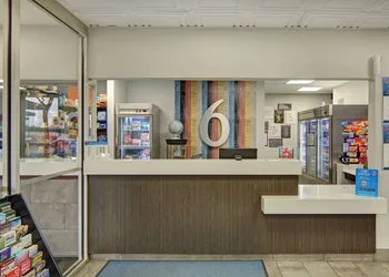 Studio 6 Mesquite, Tx – Town East hotel thumbnail 3
