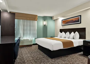 The Point Hotel hotel thumbnail 5
