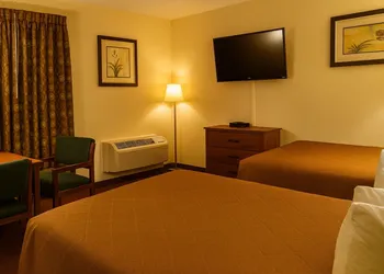 Coratel Inn and Suites by Jasper Wichita North hotel thumbnail 6