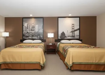 Coratel Inn and Suites by Jasper Wichita North hotel thumbnail 8