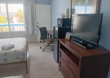 Beach Side Hotel hotel thumbnail 4