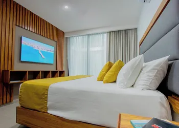 Zenyt Hotel Boutique hotel thumbnail 2
