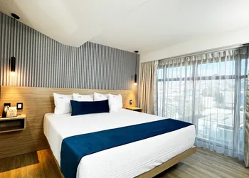 Hotel Rest Inn Baja hotel thumbnail 4