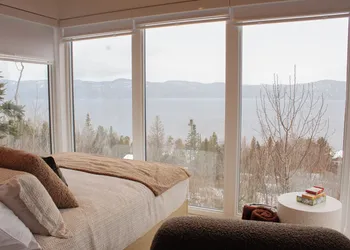 Refuge du Fjord hotel thumbnail 2