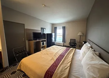 Relax Inn & Suites hotel thumbnail 7