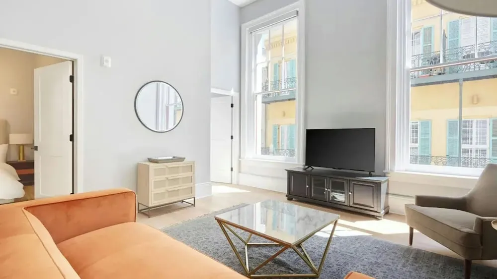 2 Units, Steps to the French Quarter & Bourbon St The Harlequin by Avantstay hotel detail image 6