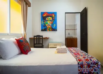 Casa Frida hotel thumbnail 4