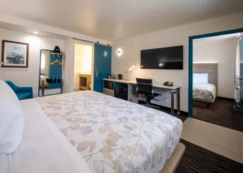 Lemon Heights Inn hotel thumbnail 7