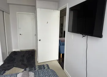 Iceboat Elegance Suites hotel thumbnail 2