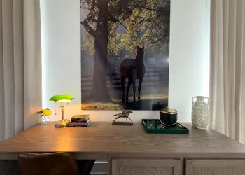 Hotel Thoroughbred hotel thumbnail 8