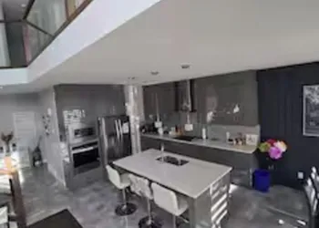 Spacious Edmonton Family Rental hotel thumbnail 6