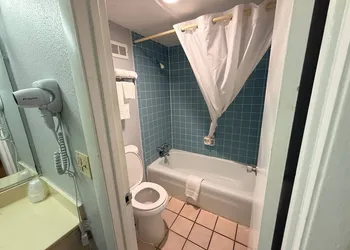 Southernlodge hotel thumbnail 8