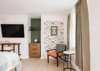 Salt Ranch Hotel hotel thumbnail 3