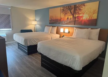 Days Inn & Suites By Wyndham Festus hotel thumbnail 8