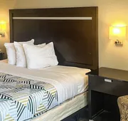 Studio 6 Suites Dallas. TX - Loop 12 West hotel detail image 4