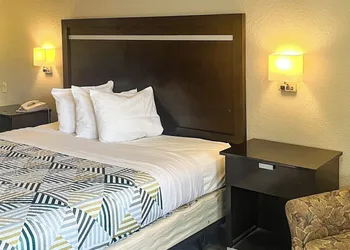 Studio 6 Suites Dallas. TX - Loop 12 West hotel thumbnail 4