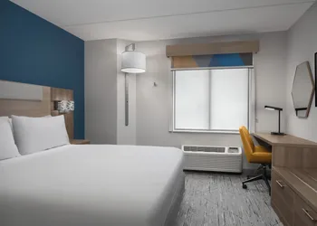 Holiday Inn Express Baltimore - BWI Airport NE by IHG hotel thumbnail 8