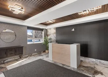 Lux Suites Extended Stay hotel thumbnail 2