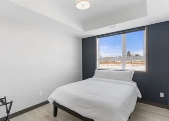 Lux Suites Extended Stay hotel thumbnail 6