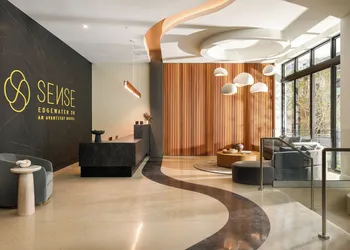 Sense28 Edgewater, an AvantStay Hotel hotel thumbnail 2