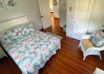 Edgewater- River Cottage hotel thumbnail 2