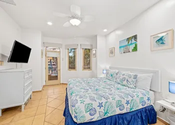 Bella A205 B104 B301 hotel thumbnail 6
