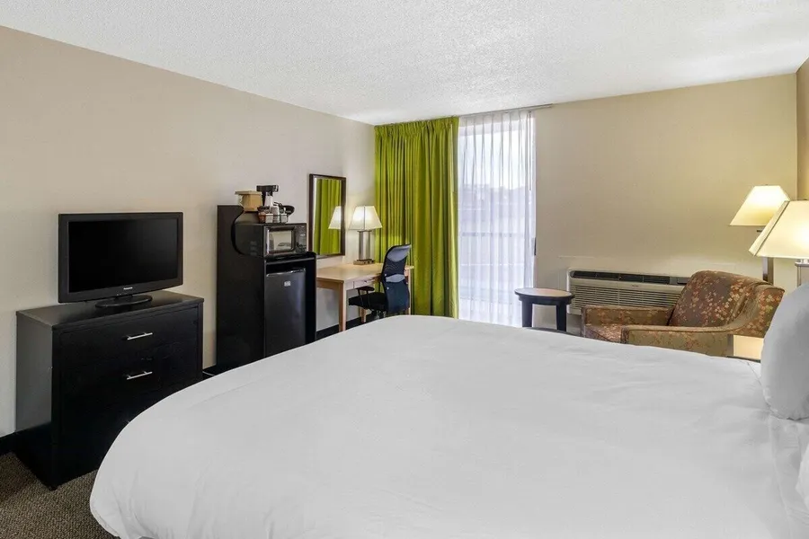 Stay Express Inn & Suites Tyler hotel detail image 6