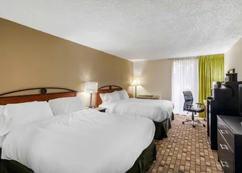 Stay Express Inn & Suites Tyler hotel thumbnail 8