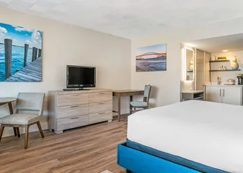 Blue Water Inn hotel thumbnail 2