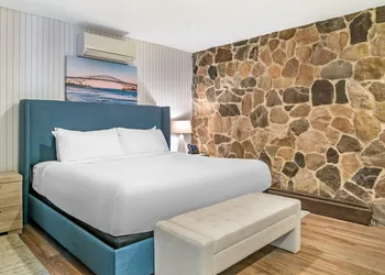 Blue Water Inn hotel thumbnail 3