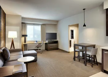 Residence Inn by Marriott Claremont hotel thumbnail 4