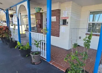 Holiday Motel Ocala Downtown I-75 hotel thumbnail 2