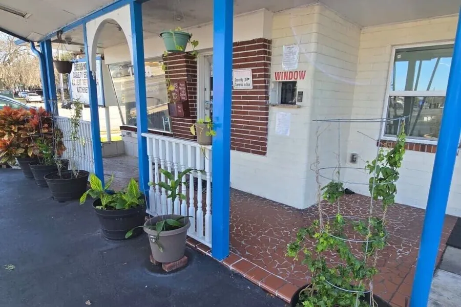 Holiday Motel Ocala Downtown I-75 hotel detail image 2