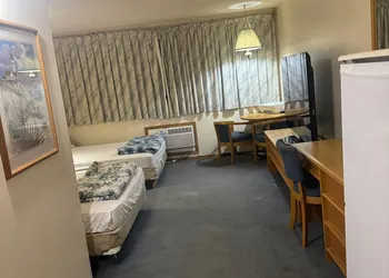 Barnays Motel hotel thumbnail 3