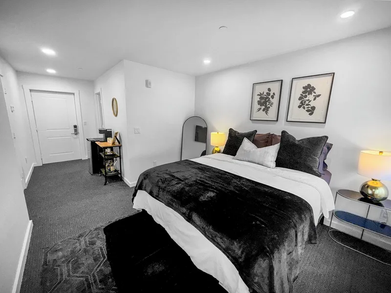 Daniella's Suites hotel detail image 6