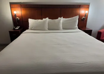 Orange Studios hotel thumbnail 3