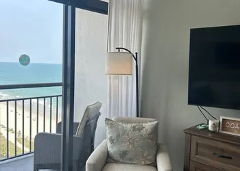 Sun & Sand @ the Landmark Resort hotel thumbnail 5