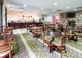 River Bluff Hotel & Conference Center hotel thumbnail 8