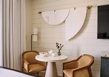 The Cooper hotel thumbnail 7