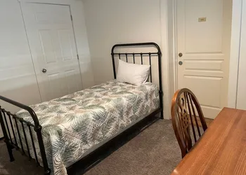 Old Rock Church Bed and Breakfast hotel thumbnail 2