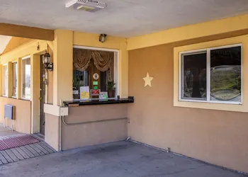 Western Inn by Capital O Cleburne TX hotel thumbnail 4